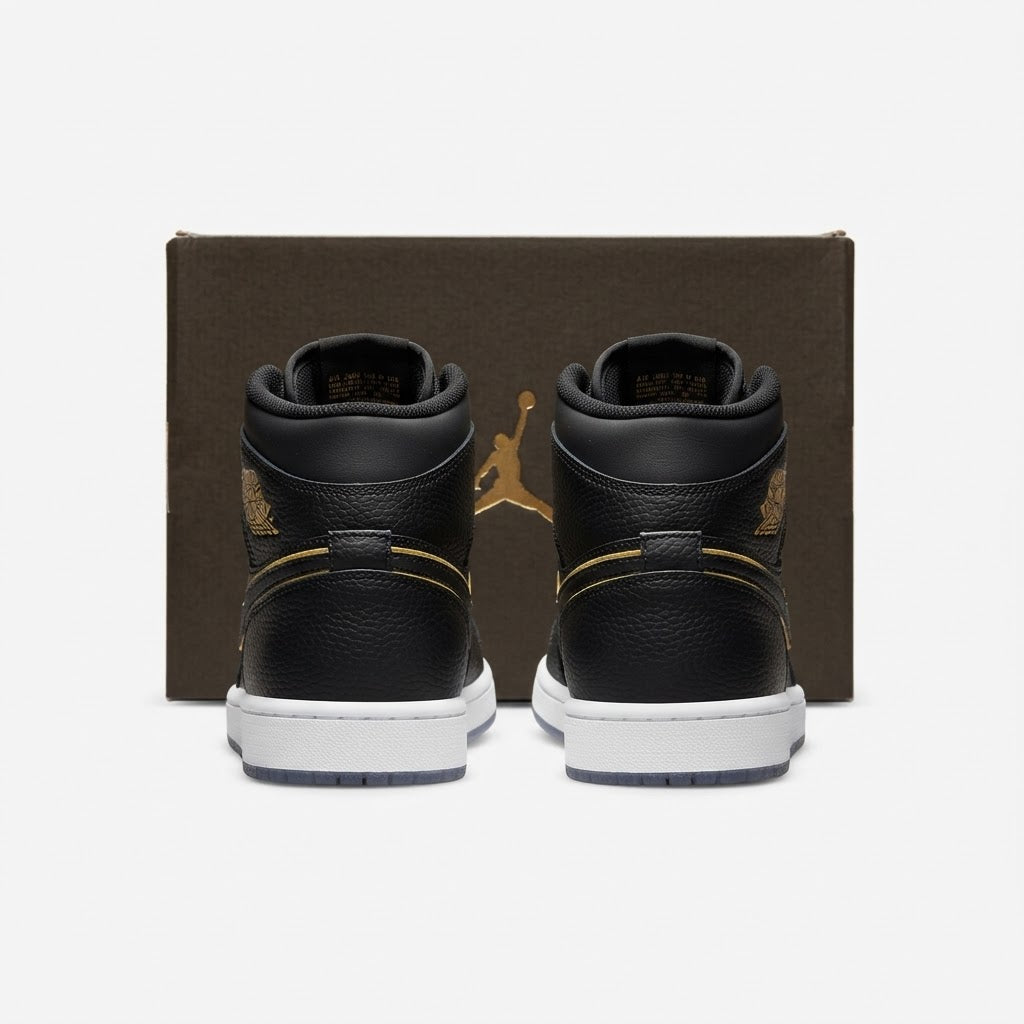Nike Air Jordan 1 Retro High OG – Black Metallic Gold