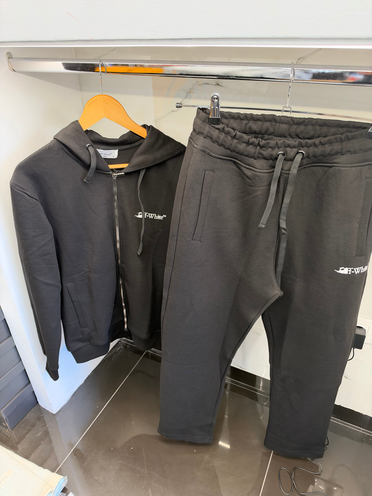 Off-White Arrow Logo Tracksuit – Σετ Φόρμας Μαύρο/Black