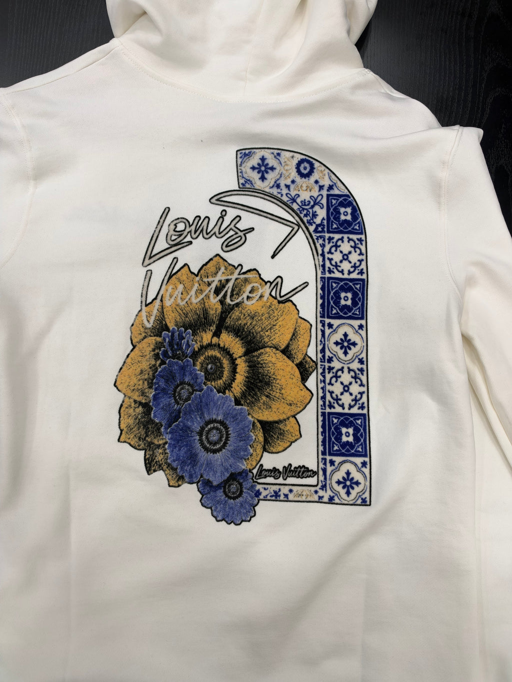 Louis Vuitton Floral Graphic Hoodie – Φούτερ με Κουκούλα Λευκό/White