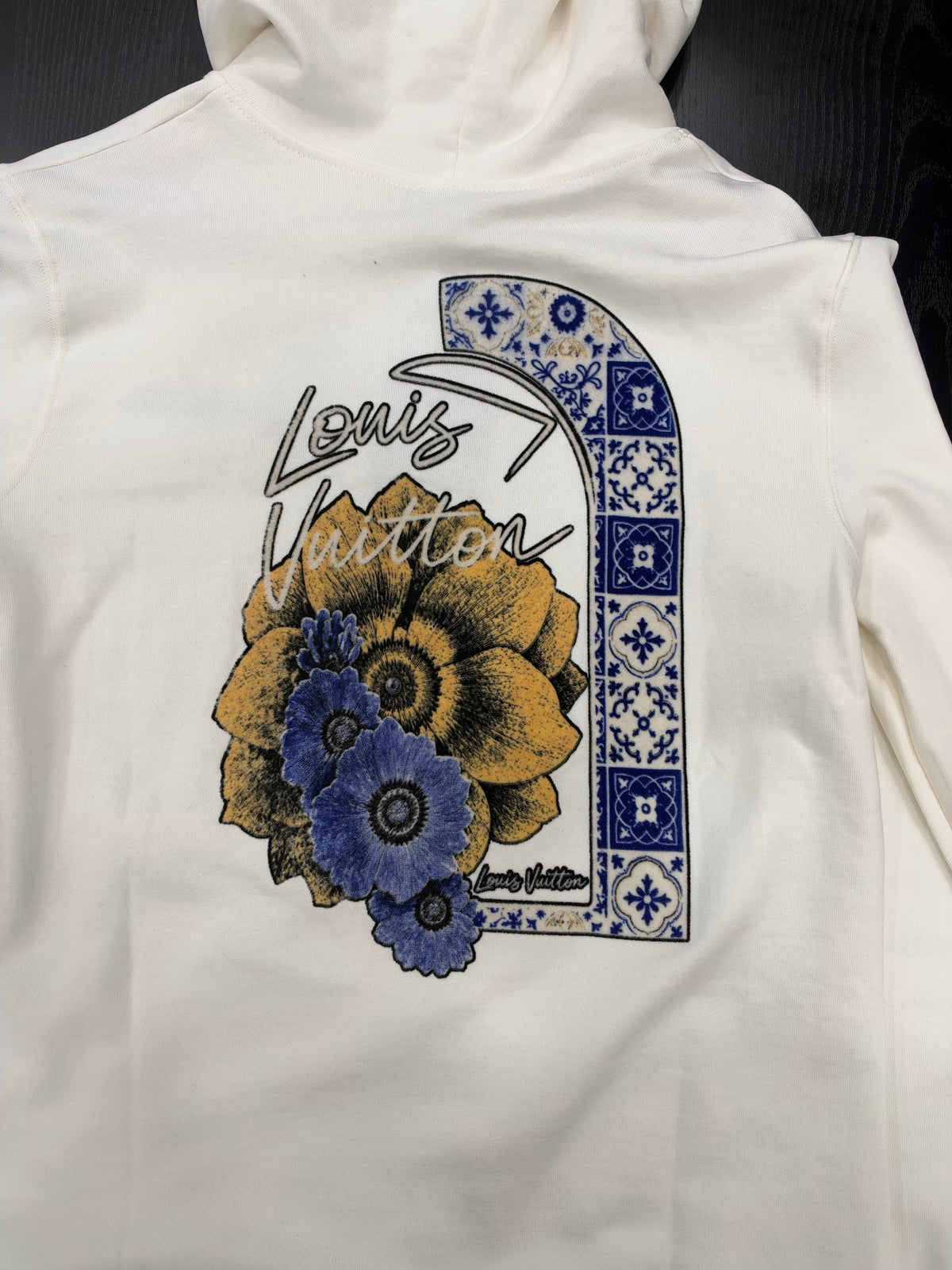 Louis Vuitton Floral Graphic Hoodie – Φούτερ με Κουκούλα Λευκό/White